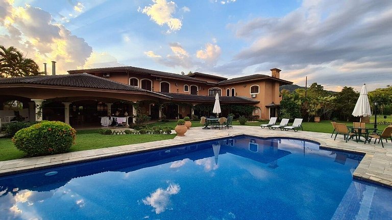 Casa em Condomínio - Guarujá - Acapulco - 6 suítes | SPcs135