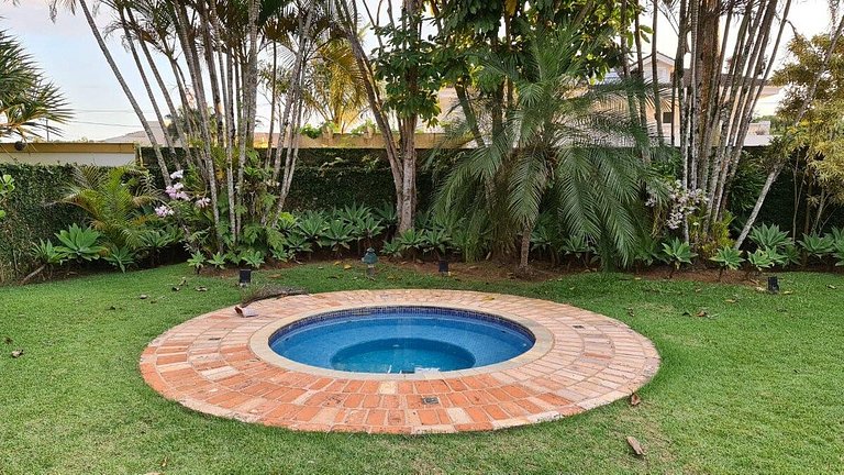 Casa em Condomínio - Guarujá - Acapulco - 6 suítes | SPcs135