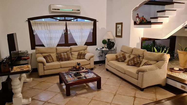 Casa em Condomínio - Guarujá - Acapulco - 6 suítes | SPcs135