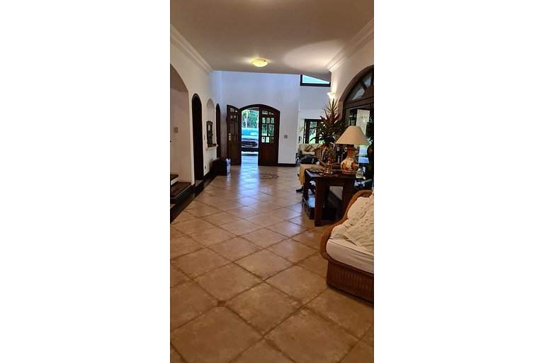Casa em Condomínio - Guarujá - Acapulco - 6 suítes | SPcs135