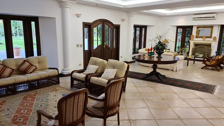 Casa em Condomínio - Guarujá - Acapulco - 6 suítes | SPcs135