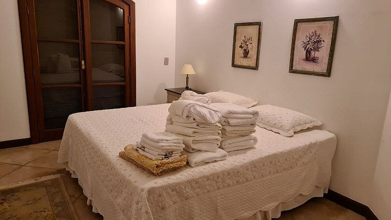 Casa em Condomínio - Guarujá - Acapulco - 6 suítes | SPcs135