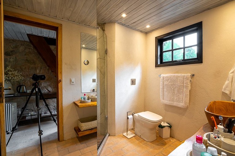 UMA RESIDÊNCIA EXTRAORDINÁRIA ENTRE AS MONTANHAS DE CAMPOS D