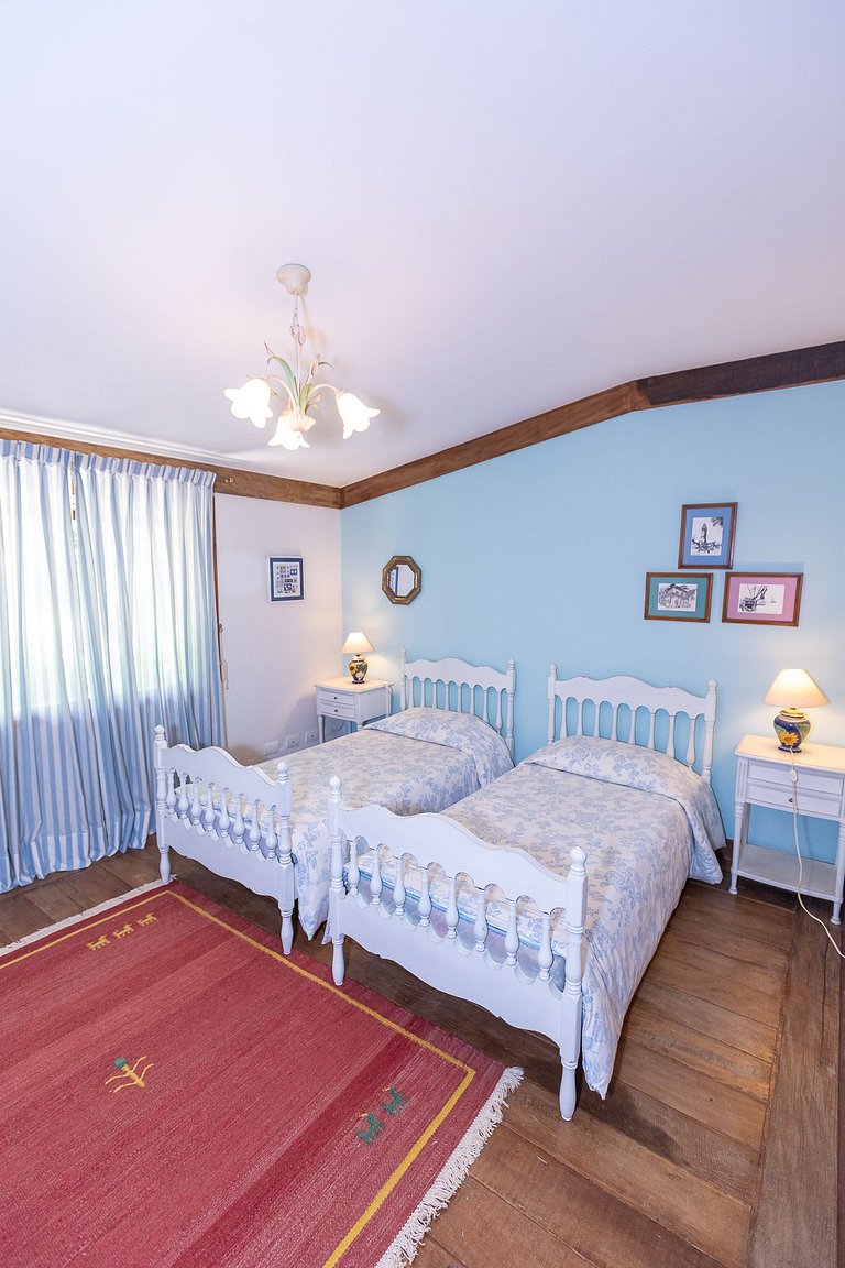 Casa - Campos do Jordão | SPcs346