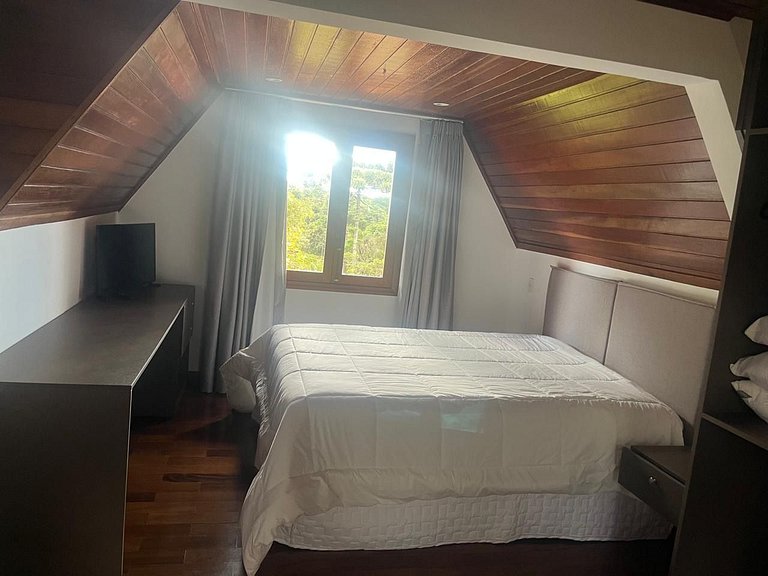 Casa exclusiva em Capos do Jordão - SPcs439