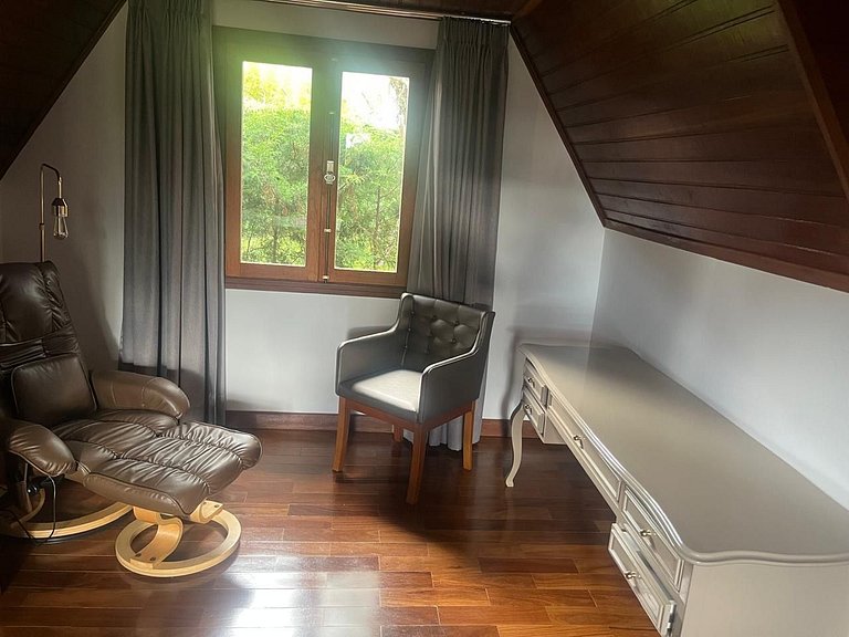 Casa exclusiva em Capos do Jordão - SPcs439