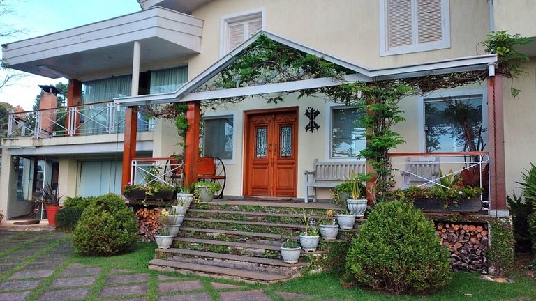 Casa na montanha – Campos do Jordão – SPcs440