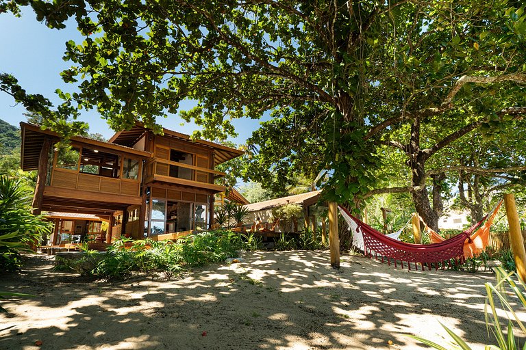 Pé na Areia - Acolhedora e com Design Singular - SPcs55