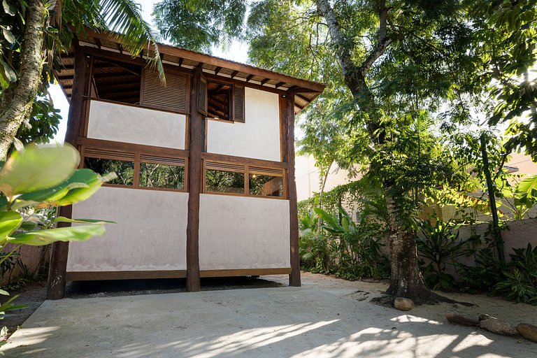 Pé na Areia - Acolhedora e com Design Singular - SPcs55