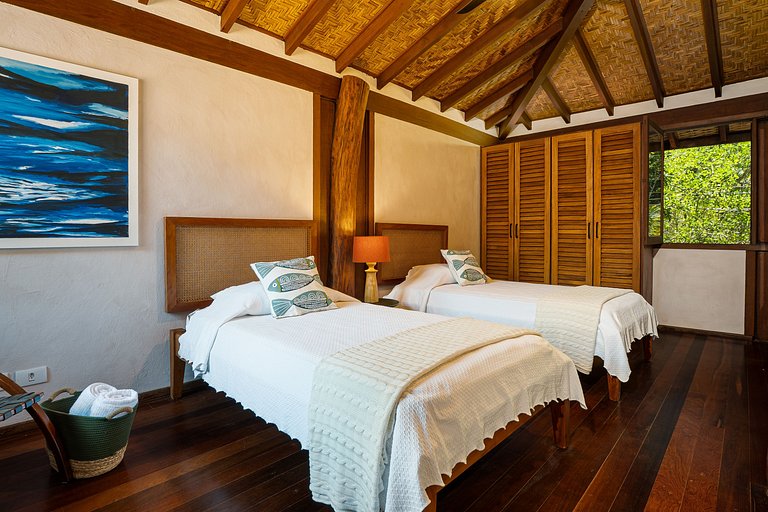 Pé na Areia - Acolhedora e com Design Singular - SPcs55