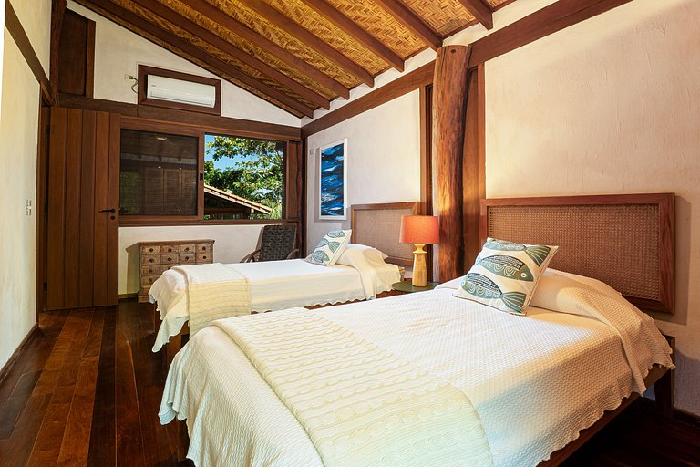 Pé na Areia - Casa em Toque Toque Grande - SPcs55