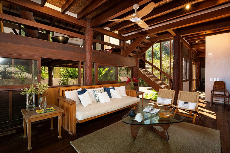 Pé na Areia - Acolhedora e com Design Singular - SPcs55