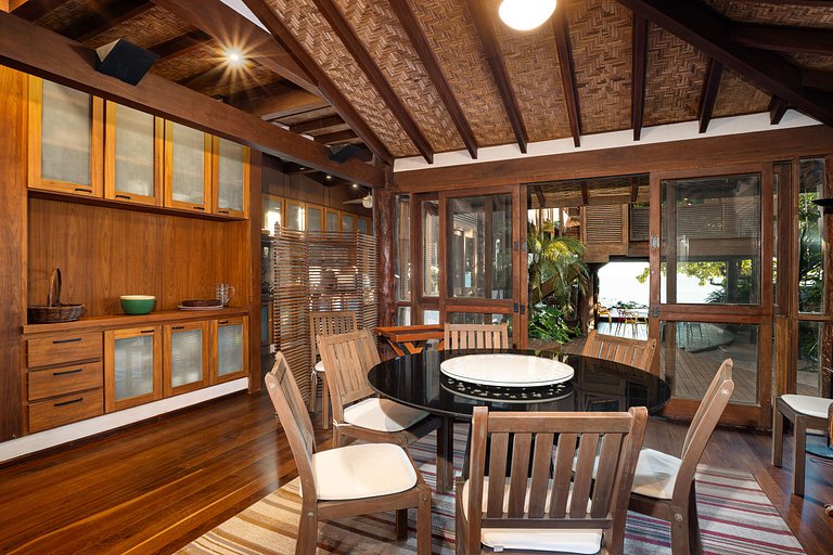 Pé na Areia - Acolhedora e com Design Singular - SPcs55