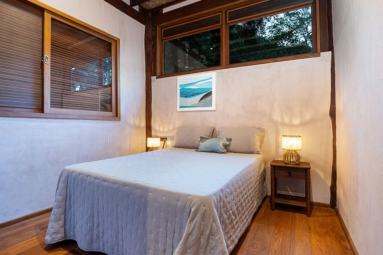 Pé na Areia - Acolhedora e com Design Singular - SPcs55