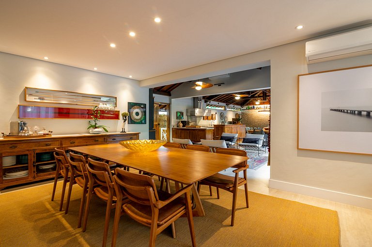 Casa de Alto Padrão Praia da Baleia - LTSPcs48