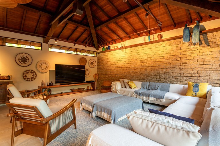 Casa de Alto Padrão Praia da Baleia - LTSPcs48