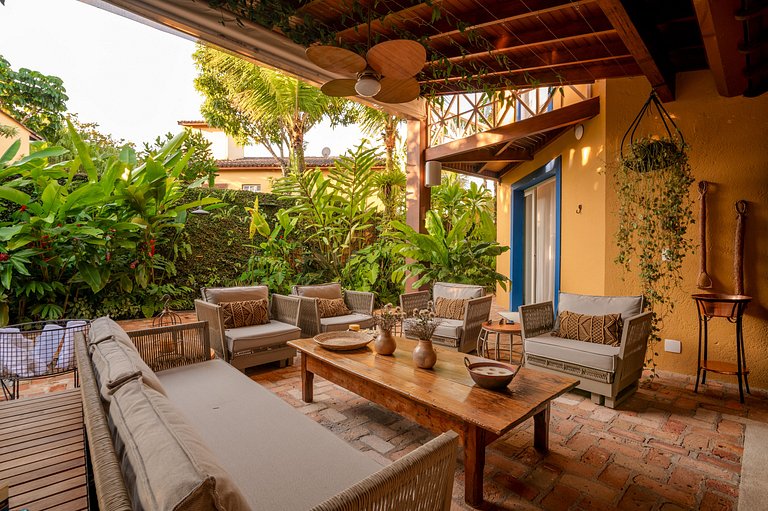 Casa de Alto Padrão Praia da Baleia - LTSPcs48