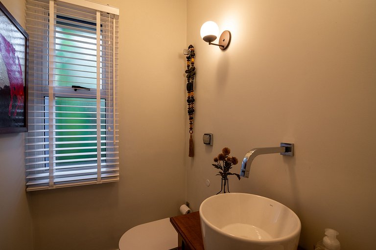 Casa de Alto Padrão Praia da Baleia - LTSPcs48