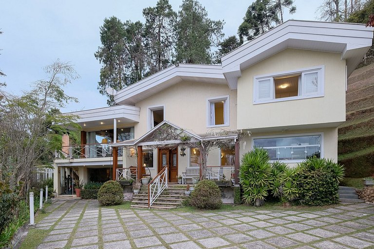 Casa na montanha – Campos do Jordão – SPcs440