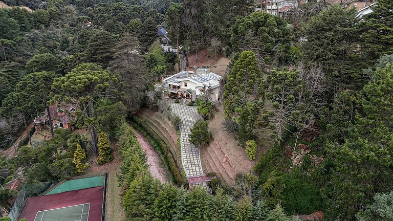 Casa na montanha – Campos do Jordão – SPcs440