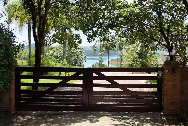 Casa na Represa de Igaratá - ARSPcs228