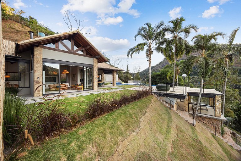 Casa em Condomínio - Petrópolis - RJcs56