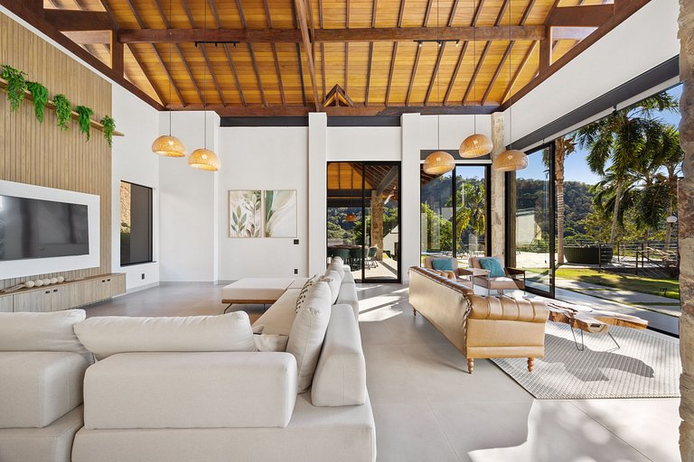 Casa em Condomínio - Petrópolis - RJcs56