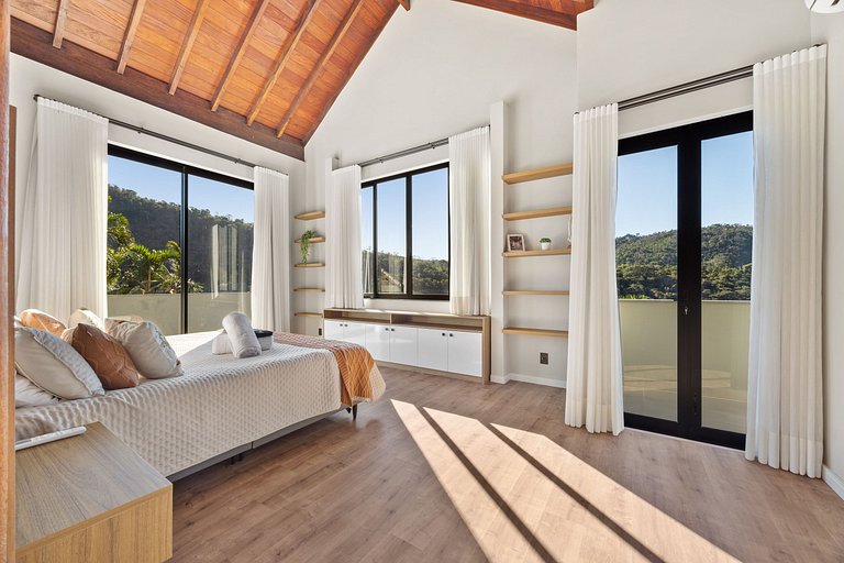 Casa em Condomínio - Petrópolis - RJcs56