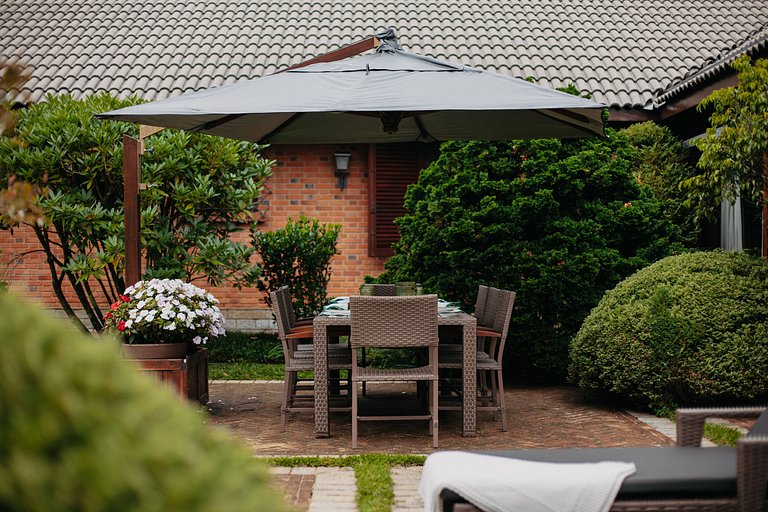 Casa elegante em Campos do Jordão - ARSPcs238