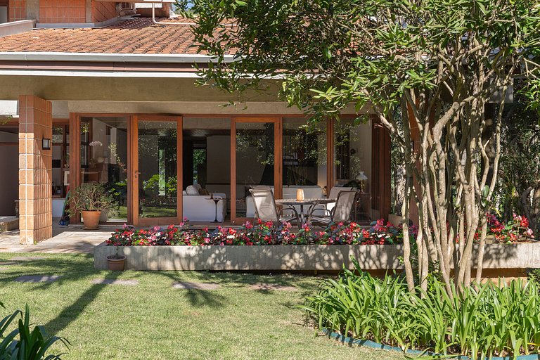 Casa em Condomínio - Granja Viana - SPcs446