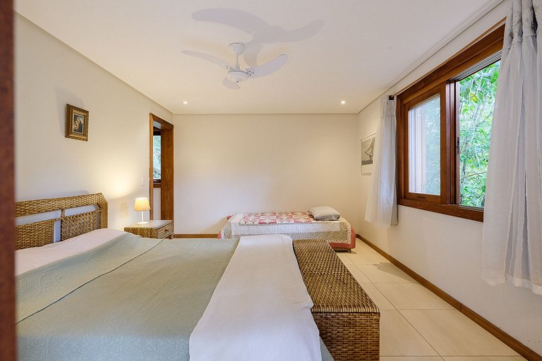 Casa a venda - Condomínio Iporanga - ARSPcs246