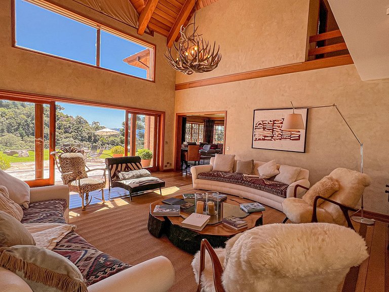 Casa maravilhosa em Campos do Jordão - ARSPcs248