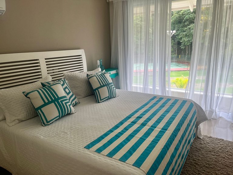 Casa pé na areia - Guaecá - SPcs448