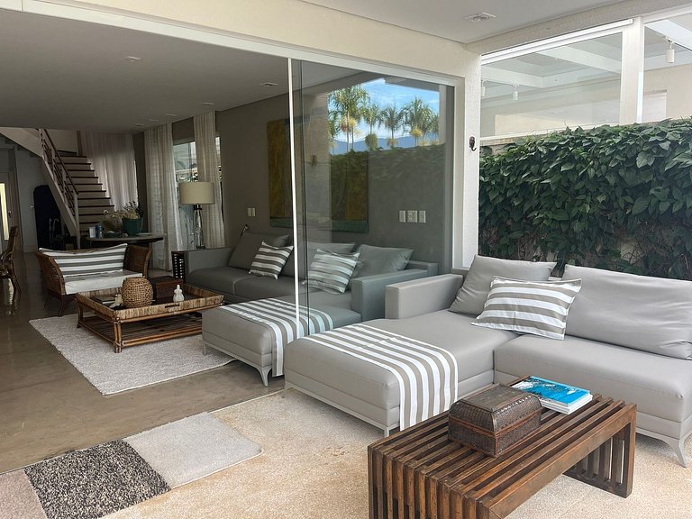 Casa pé na areia - Guaecá - SPcs448