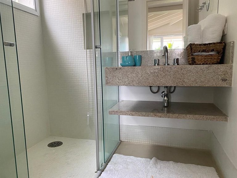 Casa pé na areia - Guaecá - SPcs448