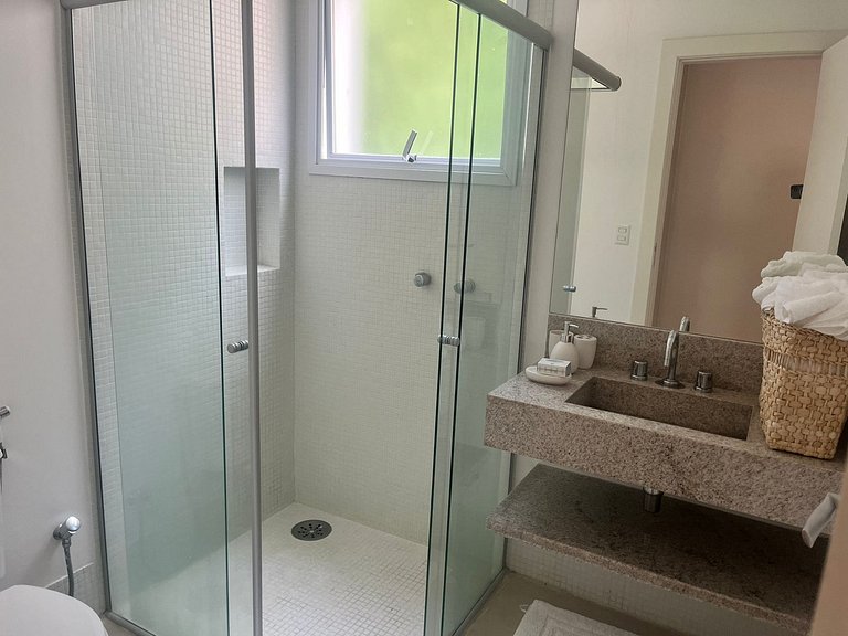 Casa pé na areia - Guaecá - SPcs448