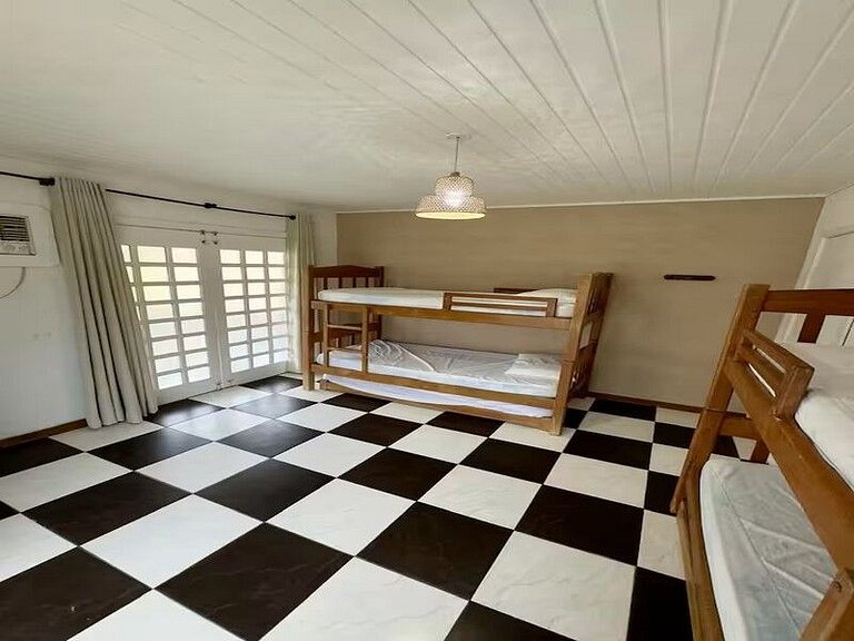 Casa em Riviera - SPcs458