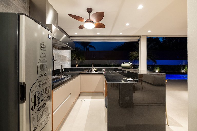 Casa Moderna - Praia de Massaguaçu - SPcs462