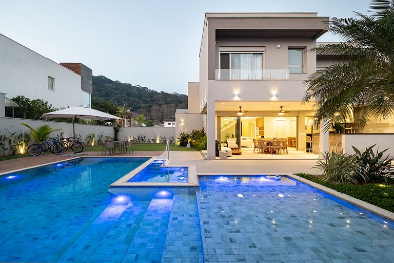 Casa Moderna - Praia de Massaguaçu - SPcs462