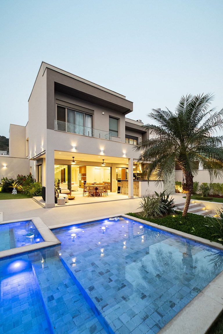 Casa Moderna - Praia de Massaguaçu - SPcs462