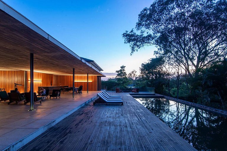 Arquitetura Marcio Kogan em Condomínio Fechado - Atibaia - S
