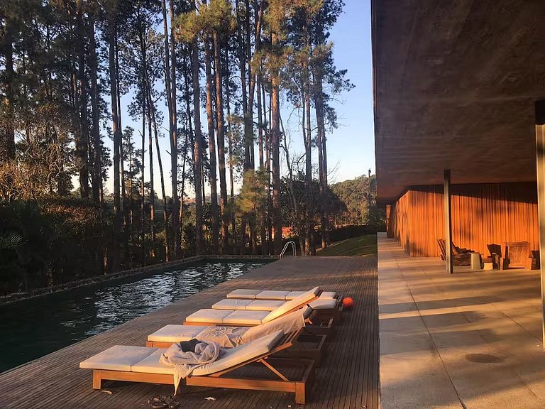 Arquitetura Marcio Kogan em Condomínio Fechado - Atibaia - S