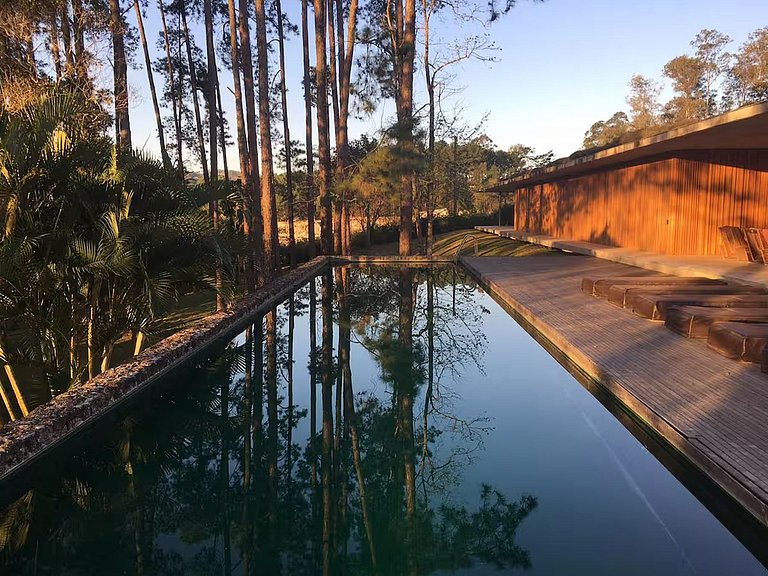 Arquitetura Marcio Kogan em Condomínio Fechado - Atibaia - S