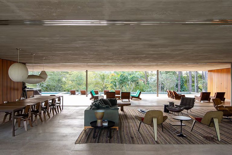 Arquitetura Marcio Kogan em Condomínio Fechado - Atibaia - S