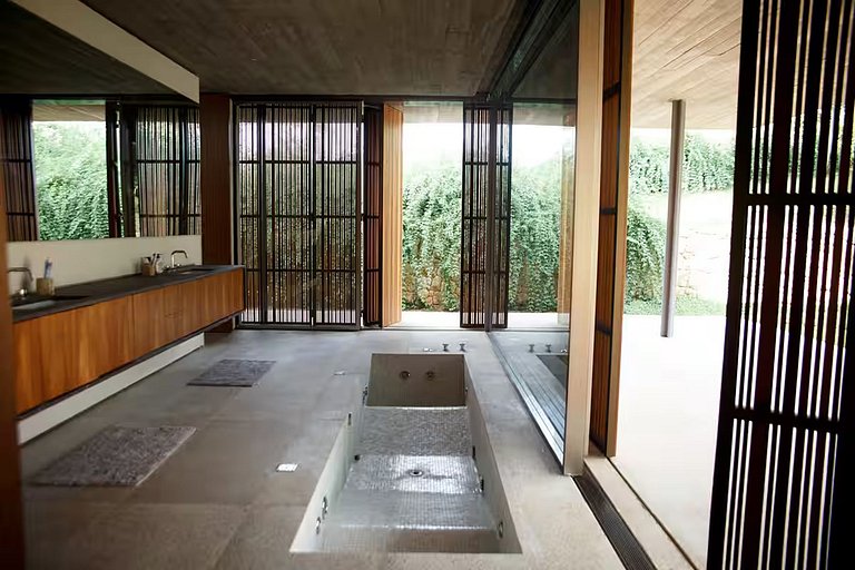 Arquitetura Marcio Kogan em Condomínio Fechado - Atibaia - S