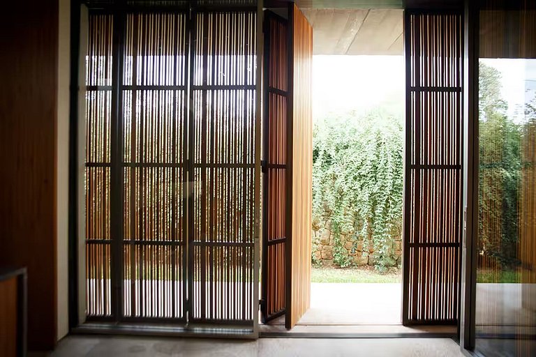 Arquitetura Marcio Kogan em Condomínio Fechado - Atibaia - S