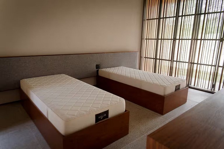 Arquitetura Marcio Kogan em Condomínio Fechado - Atibaia - S