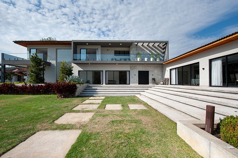 Casa em Guararema - SPcs472