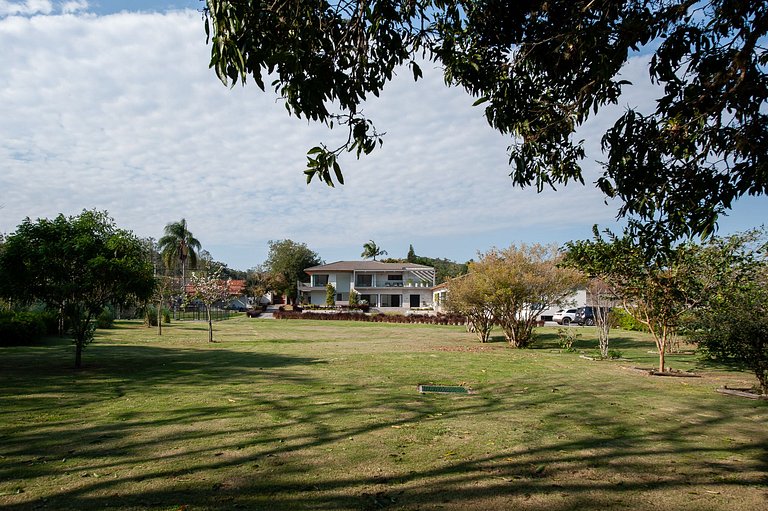 Casa em Guararema - SPcs472