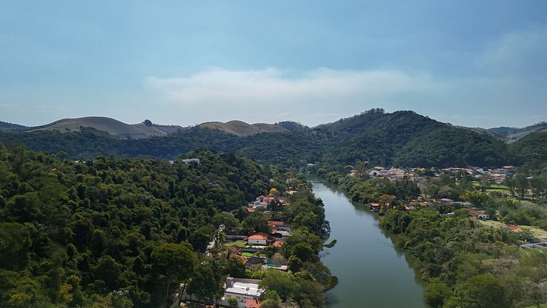 Casa em Guararema - SPcs472